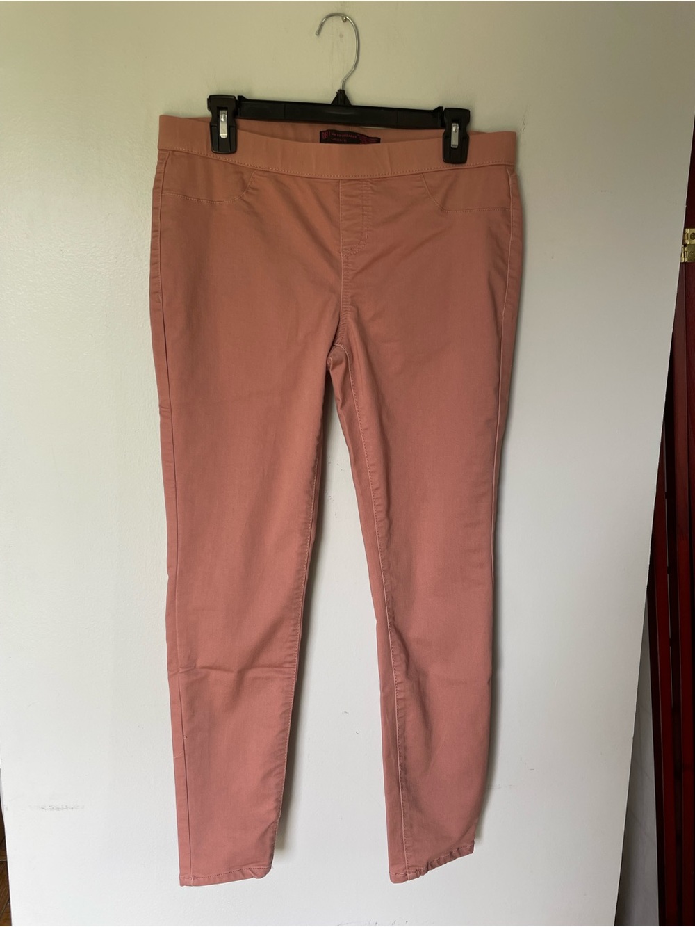 No Boundaries Women's Salmon-Colored Stretch Pants, Size Lg (11-13)